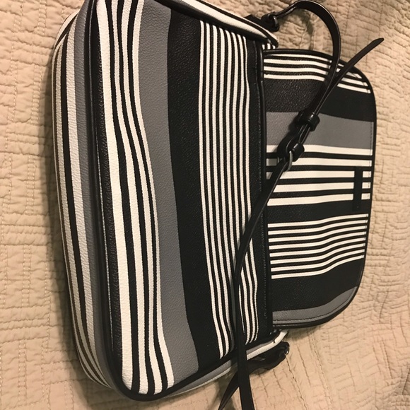 Vera Bradley shoulder bag - Picture 7 of 11